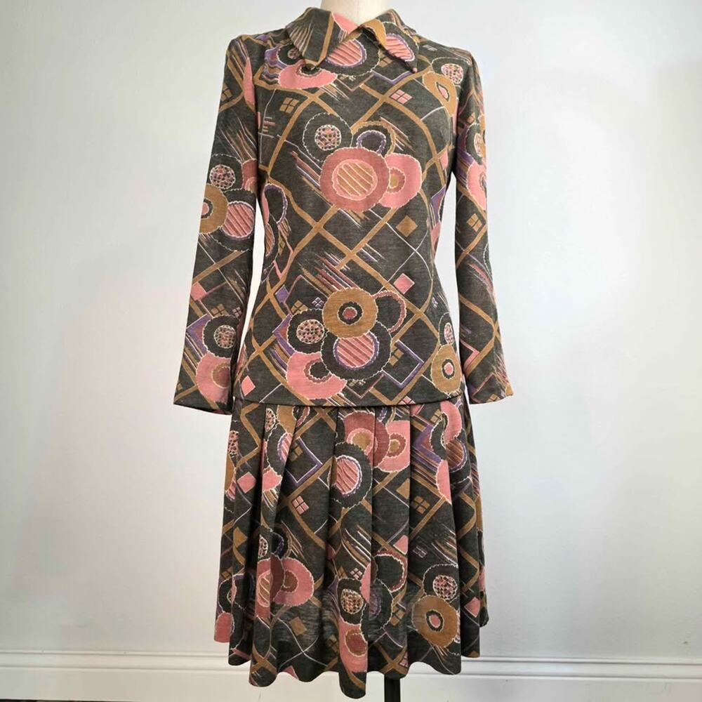 Vintage 70s Geometric Floral Matching Set Retro Mod Peter Pan Collared Top Skirt